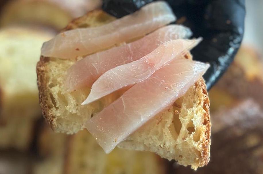 Pane, olio di Varignana, Cefalo affumi cato di Ecopesce Omar Casali Marè